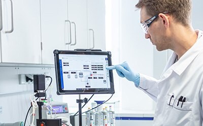 LNP Operator is setting device for LNP Formulation